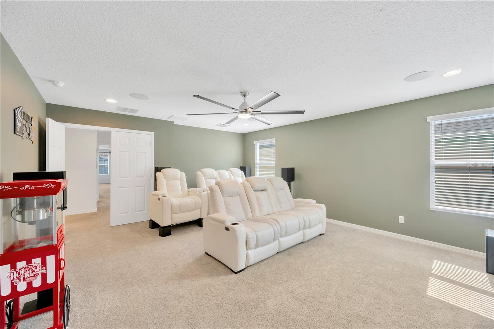 19336 EAGLE CREEK LN, TAMPA, FL, 33647