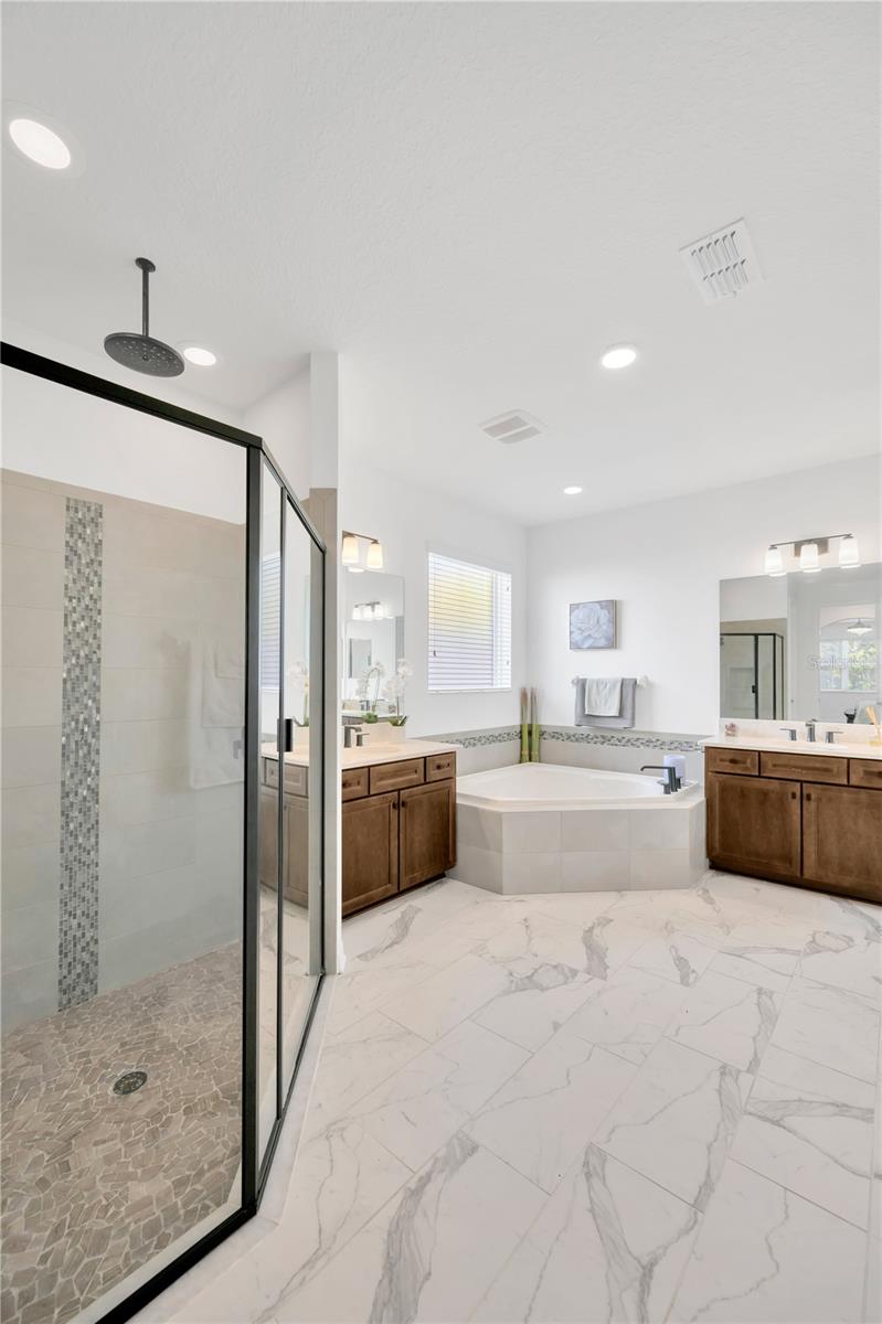 19336 EAGLE CREEK LN, TAMPA, FL, 33647