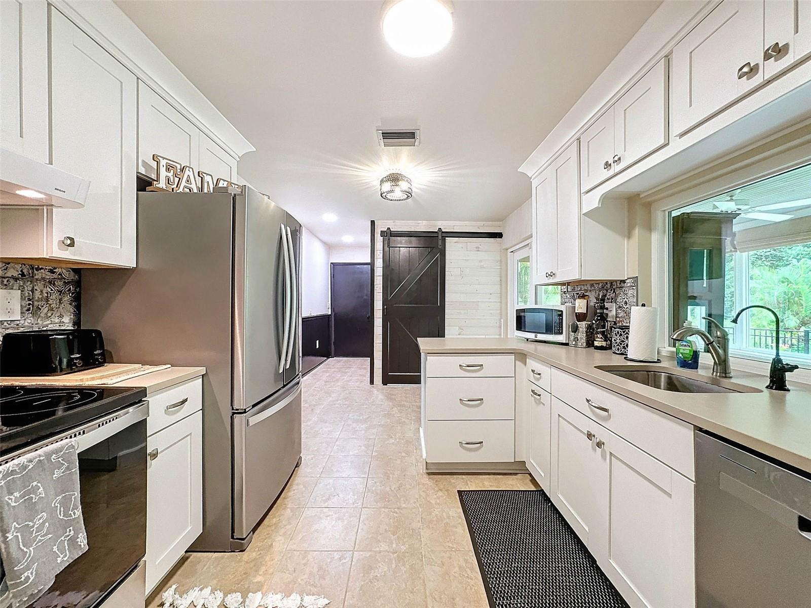 1010 MAINSAIL WAY, PALM HARBOR, FL, 34685