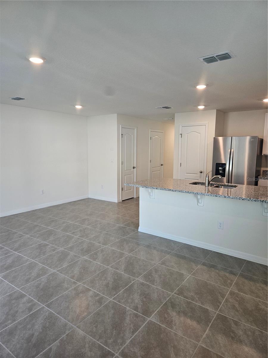 559 ZINFANDEL DR, HOLLY HILL, FL, 32117