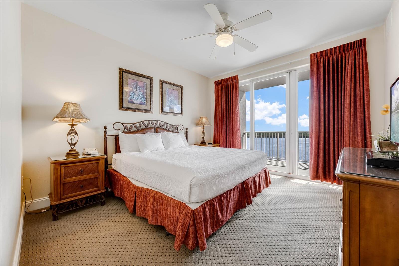 13427 BLUE HERON BEACH DR #1004, ORLANDO, FL, 32821