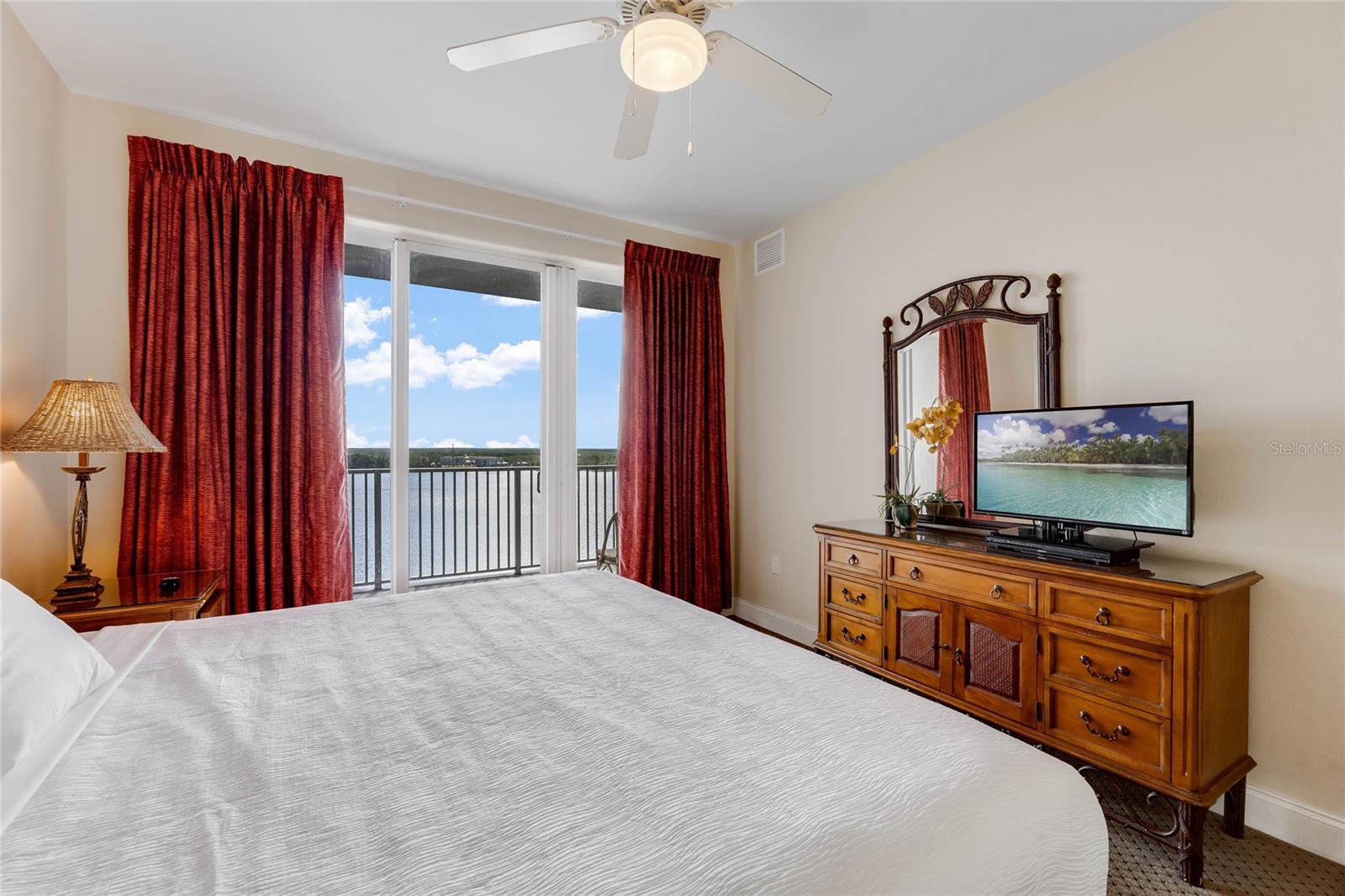 13427 BLUE HERON BEACH DR #1004, ORLANDO, FL, 32821