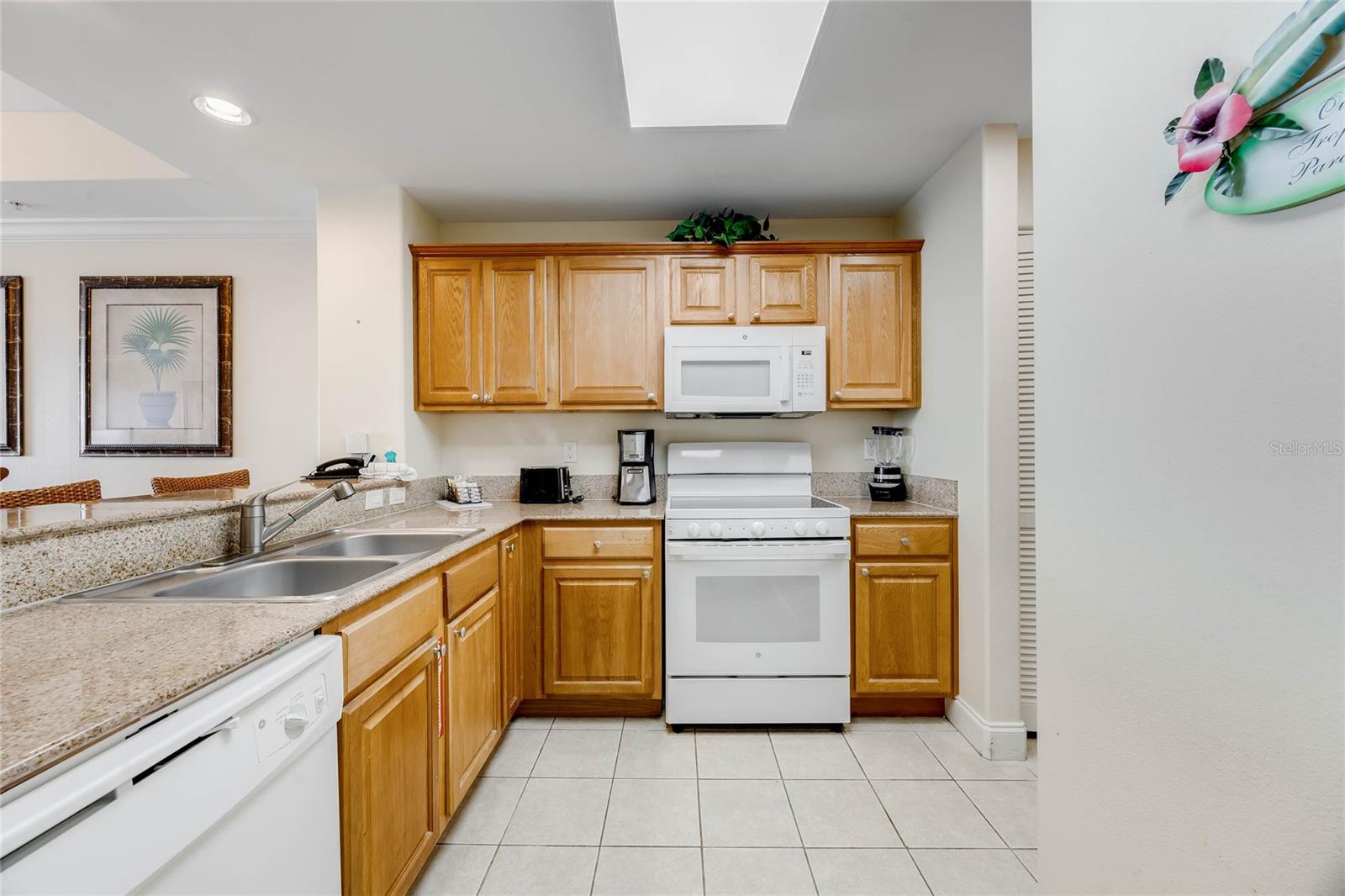13427 BLUE HERON BEACH DR #1004, ORLANDO, FL, 32821