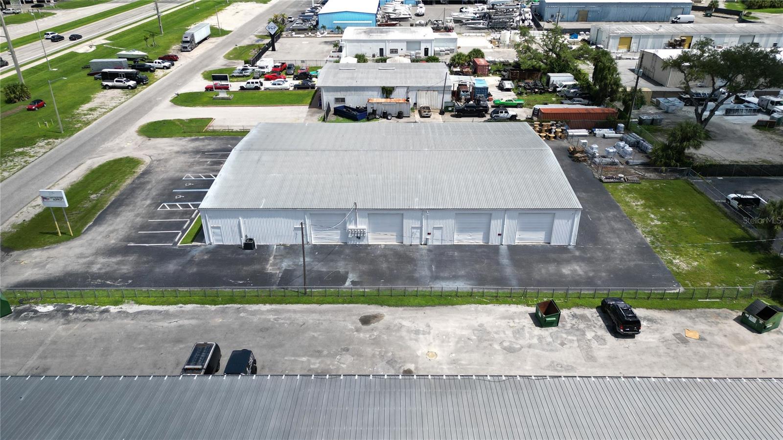 1129 TAMIAMI TRL, PORT CHARLOTTE, FL, 33953