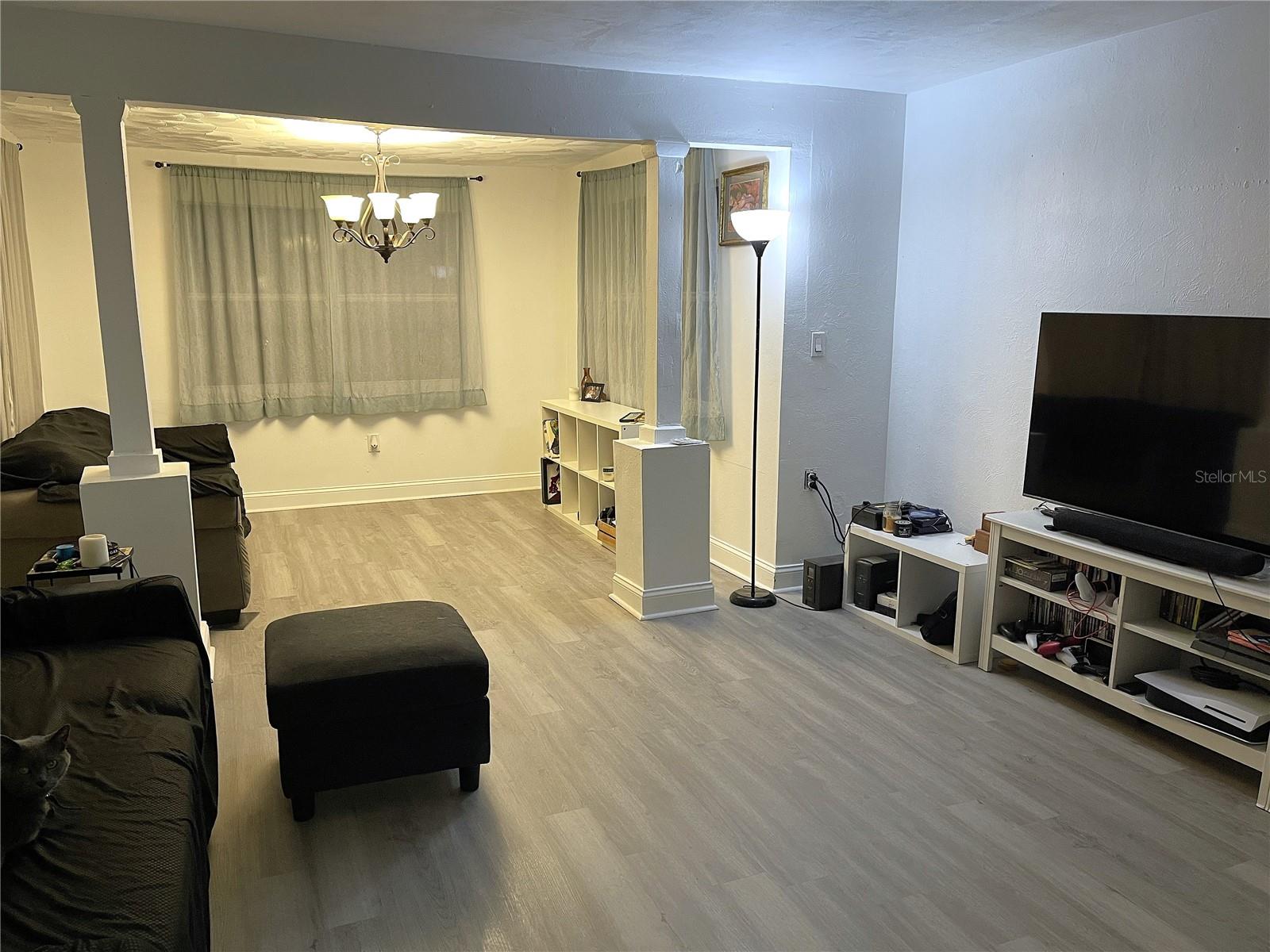 219 6TH AVE SW, LARGO, FL, 33770