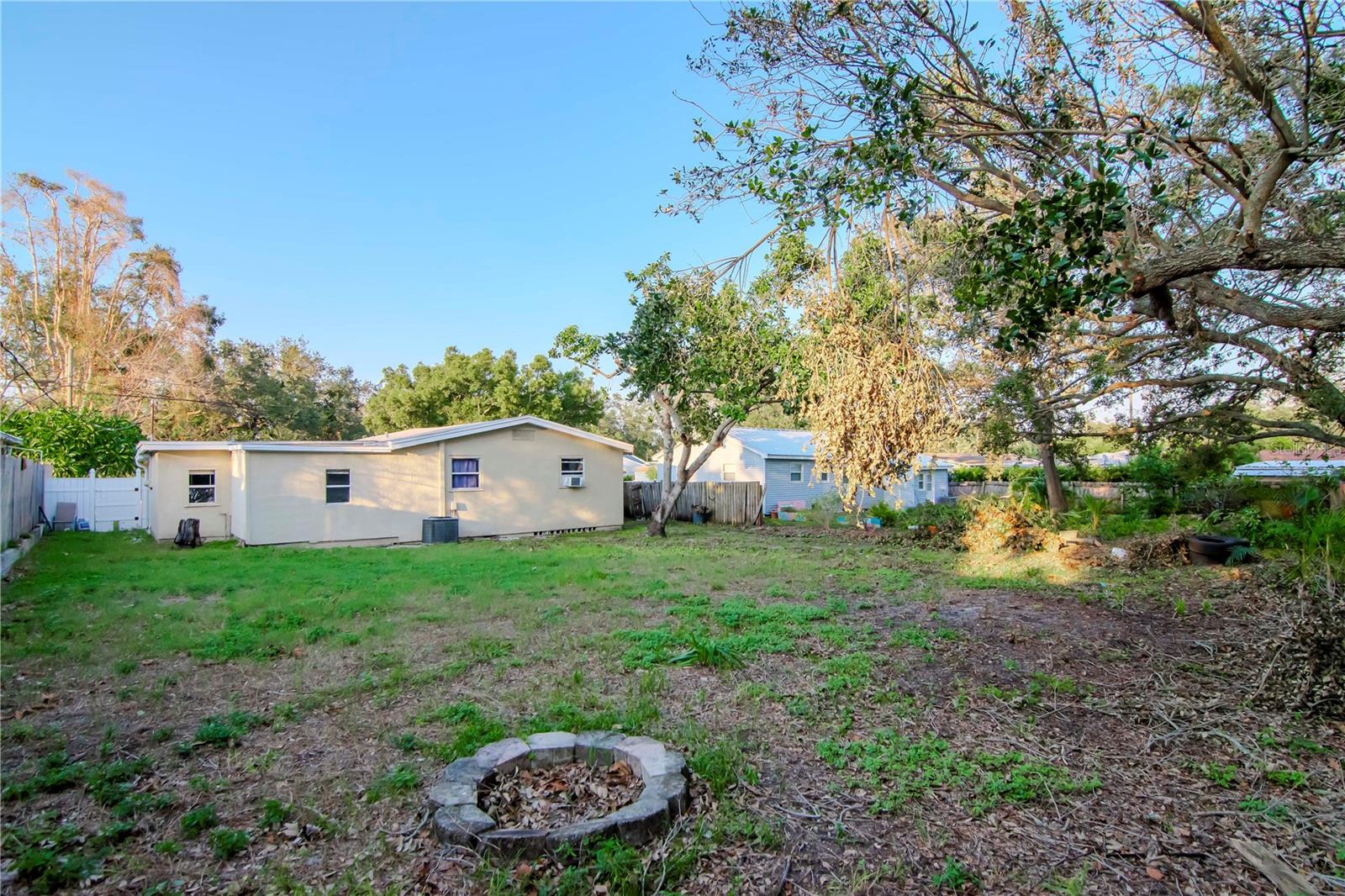 219 6TH AVE SW, LARGO, FL, 33770