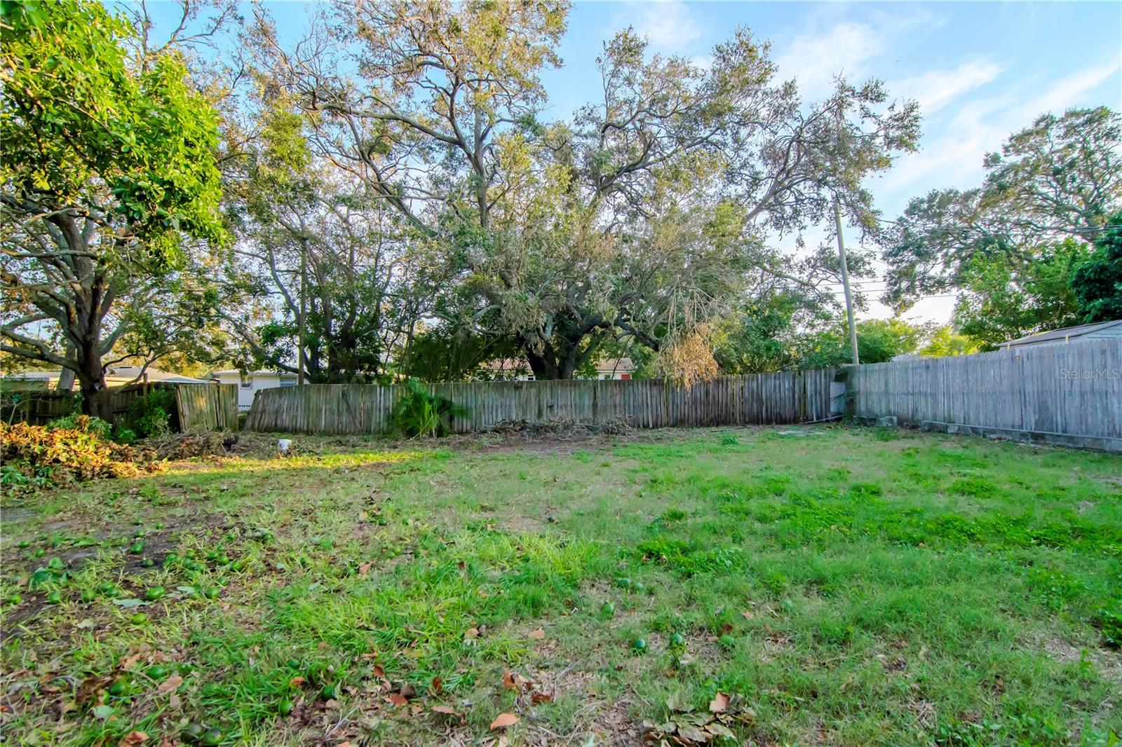 219 6TH AVE SW, LARGO, FL, 33770