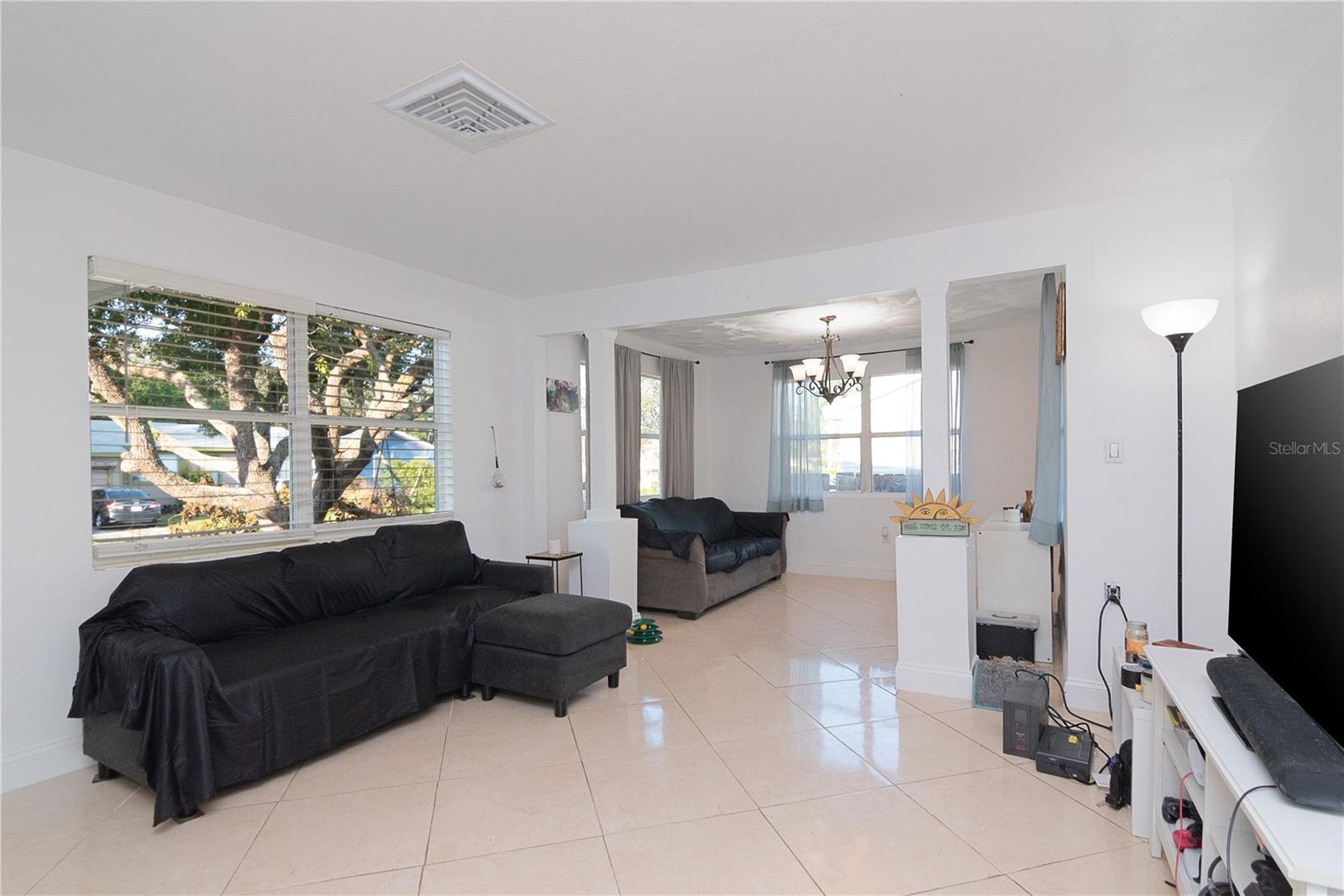 219 6TH AVE SW, LARGO, FL, 33770