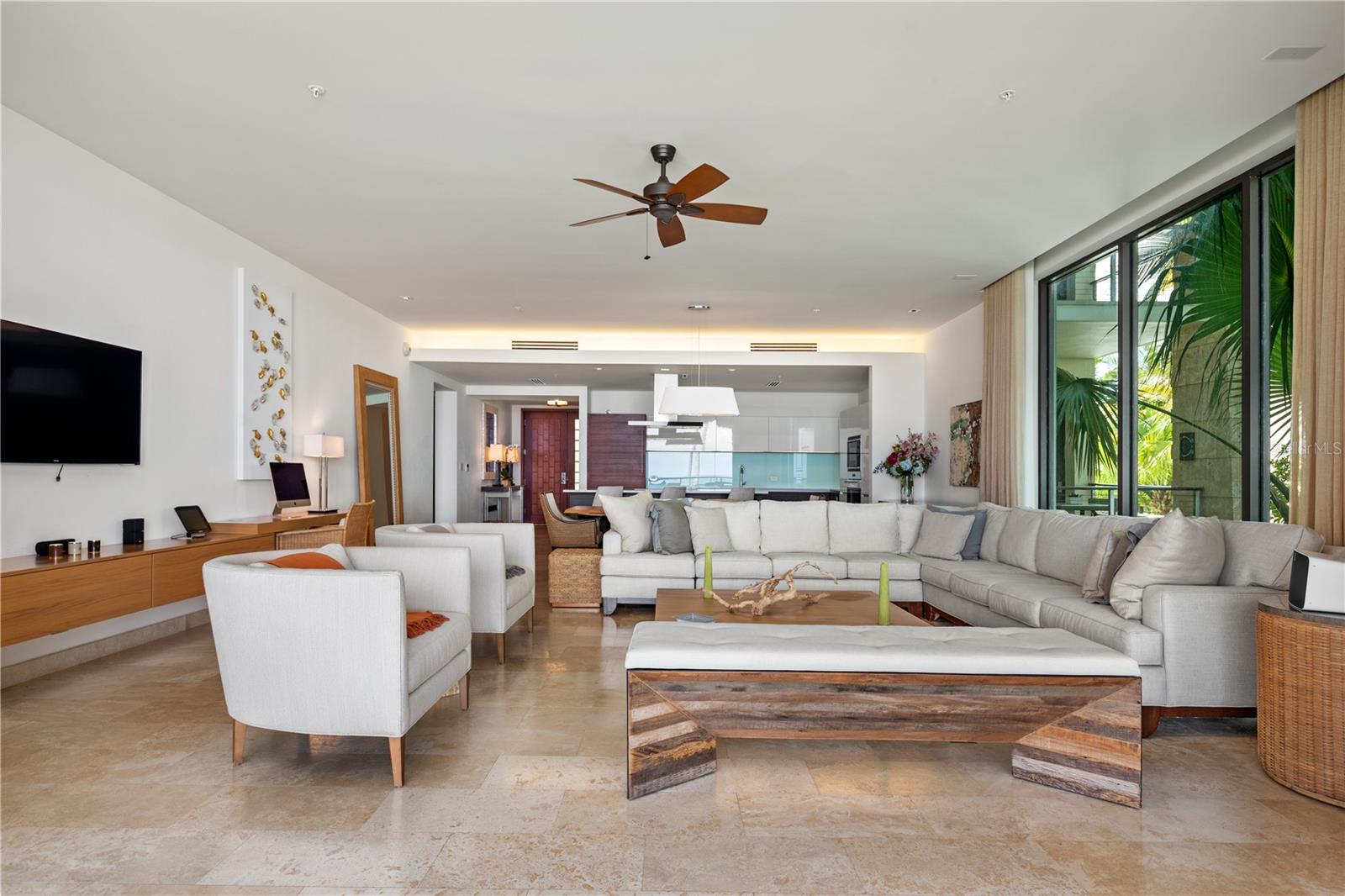 PR9108484 Property Photo