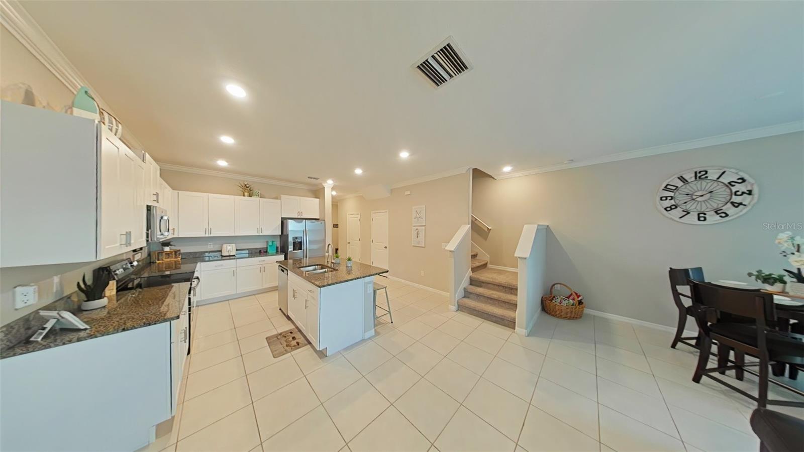 31941 BLUE PASSING LOOP, WESLEY CHAPEL, FL, 33545