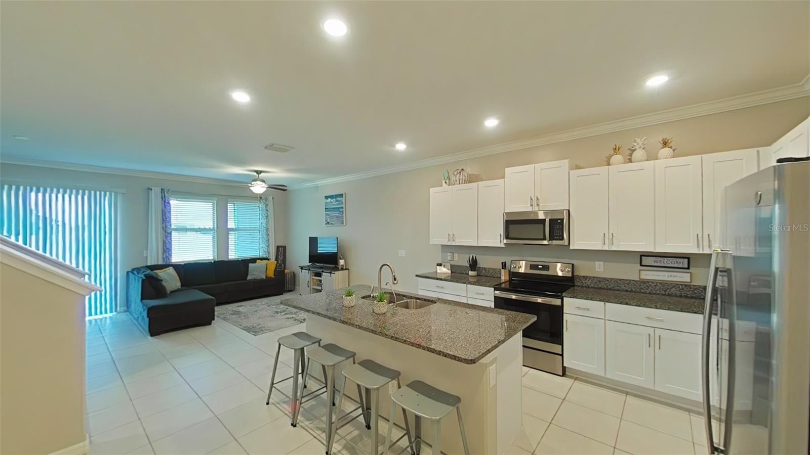 31941 BLUE PASSING LOOP, WESLEY CHAPEL, FL, 33545