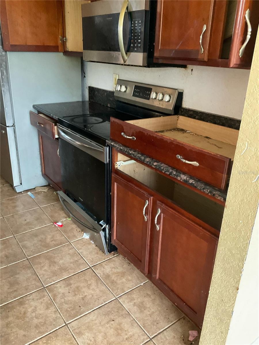 417 BAY LEAF DR, KISSIMMEE, FL, 34759