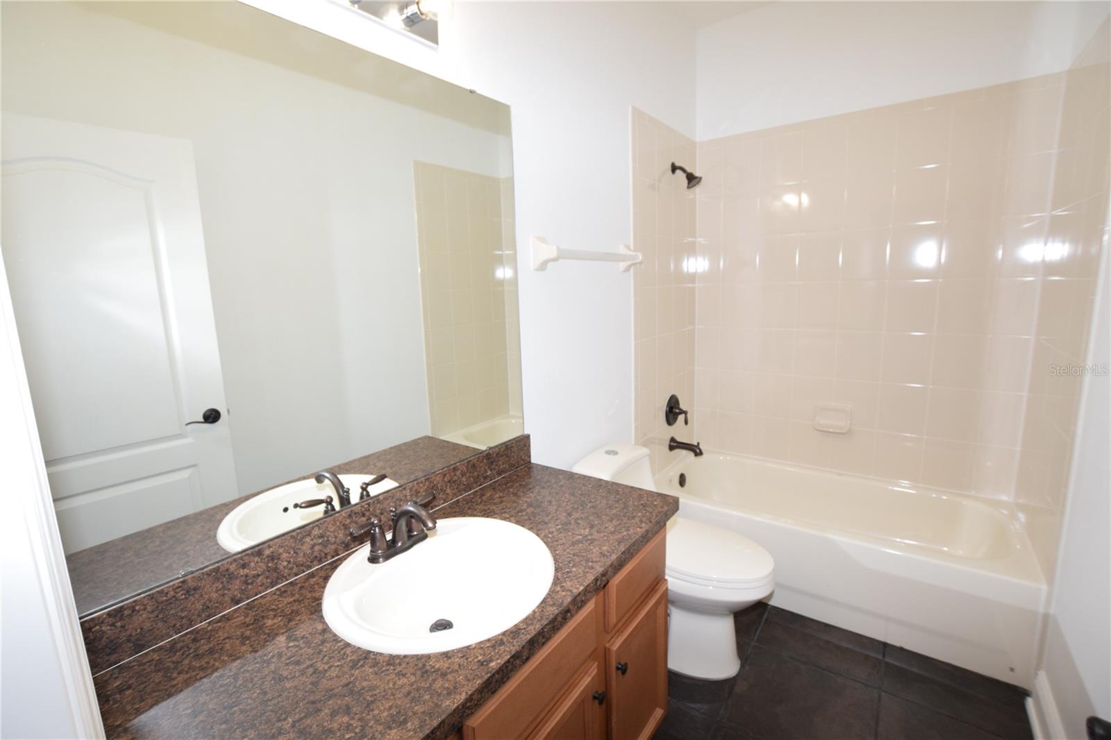 11919 SHELTERING PINE DR, ORLANDO, FL, 32836