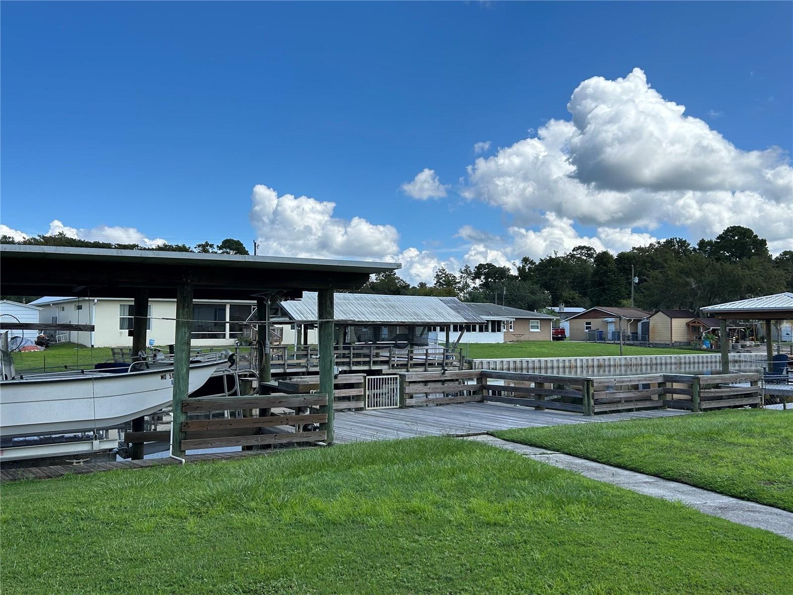 1612 JUNO TRL, ASTOR, FL, 32102