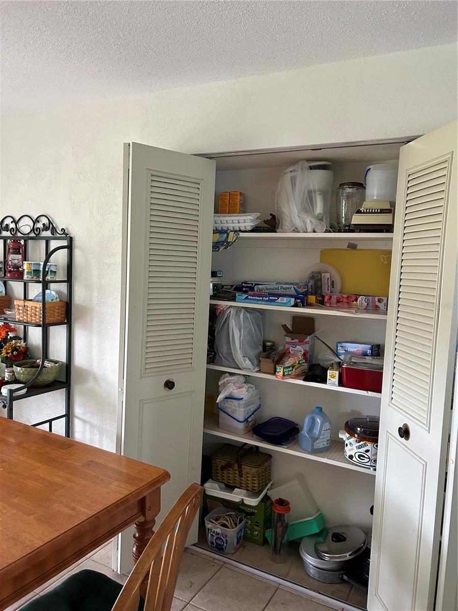 1612 JUNO TRL, ASTOR, FL, 32102