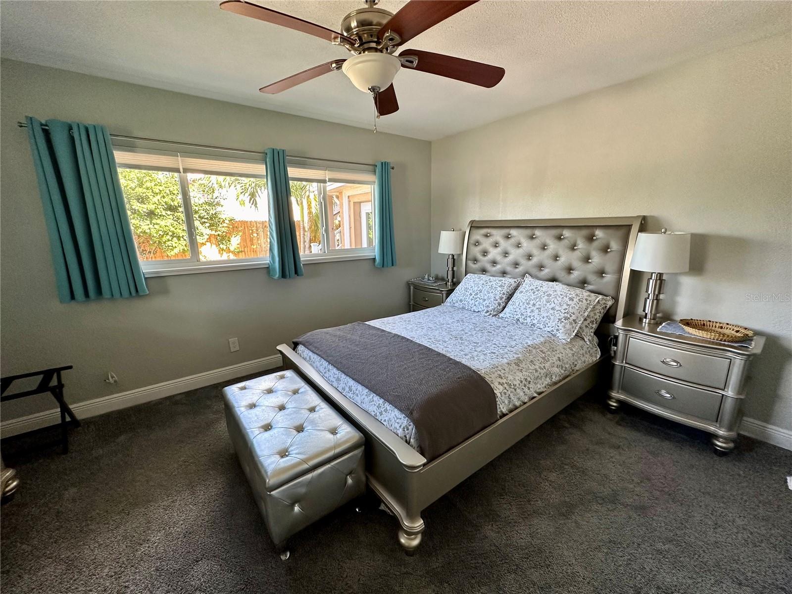 2200 W BAY ISLE DR SE, SAINT PETERSBURG, FL, 33705