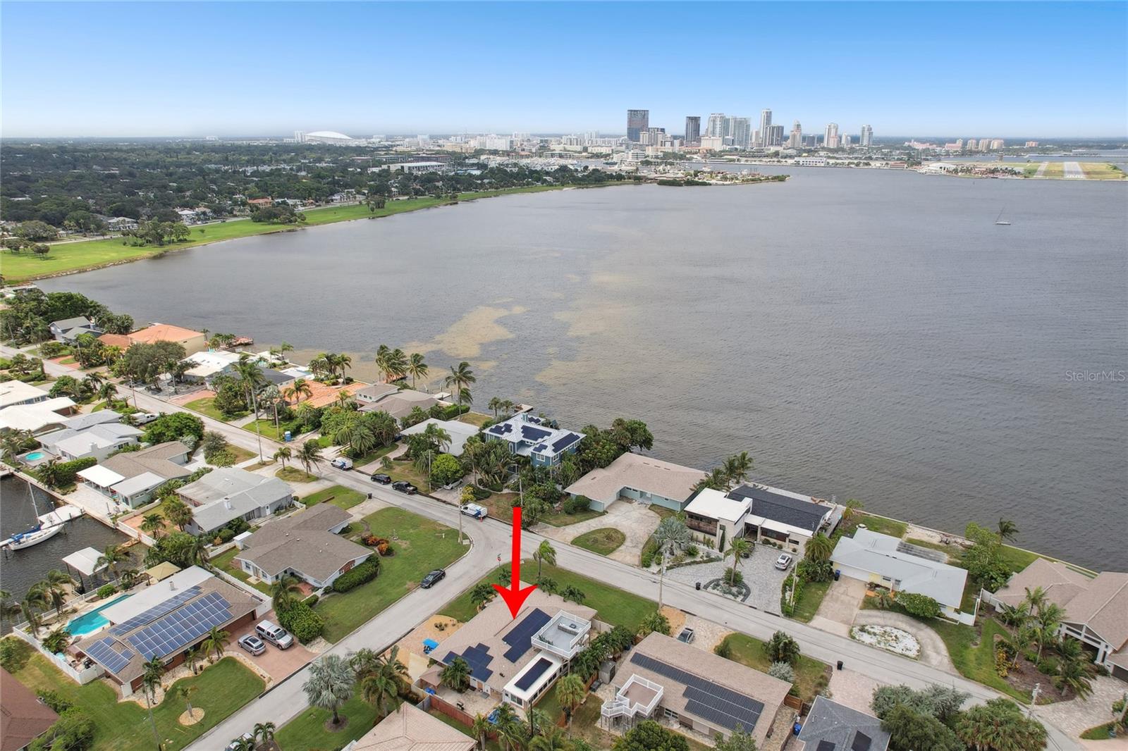 2200 W BAY ISLE DR SE, SAINT PETERSBURG, FL, 33705