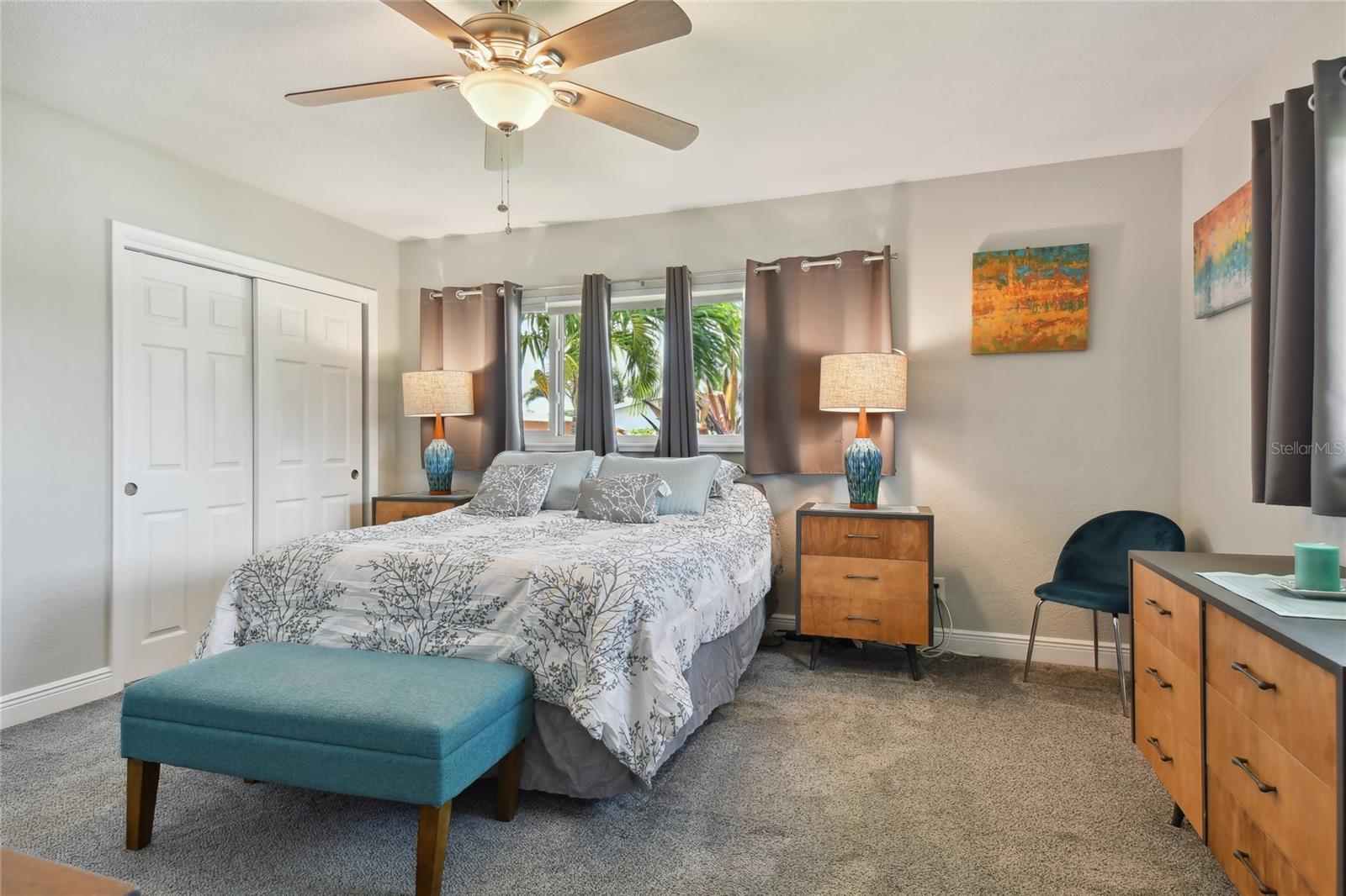 2200 W BAY ISLE DR SE, SAINT PETERSBURG, FL, 33705