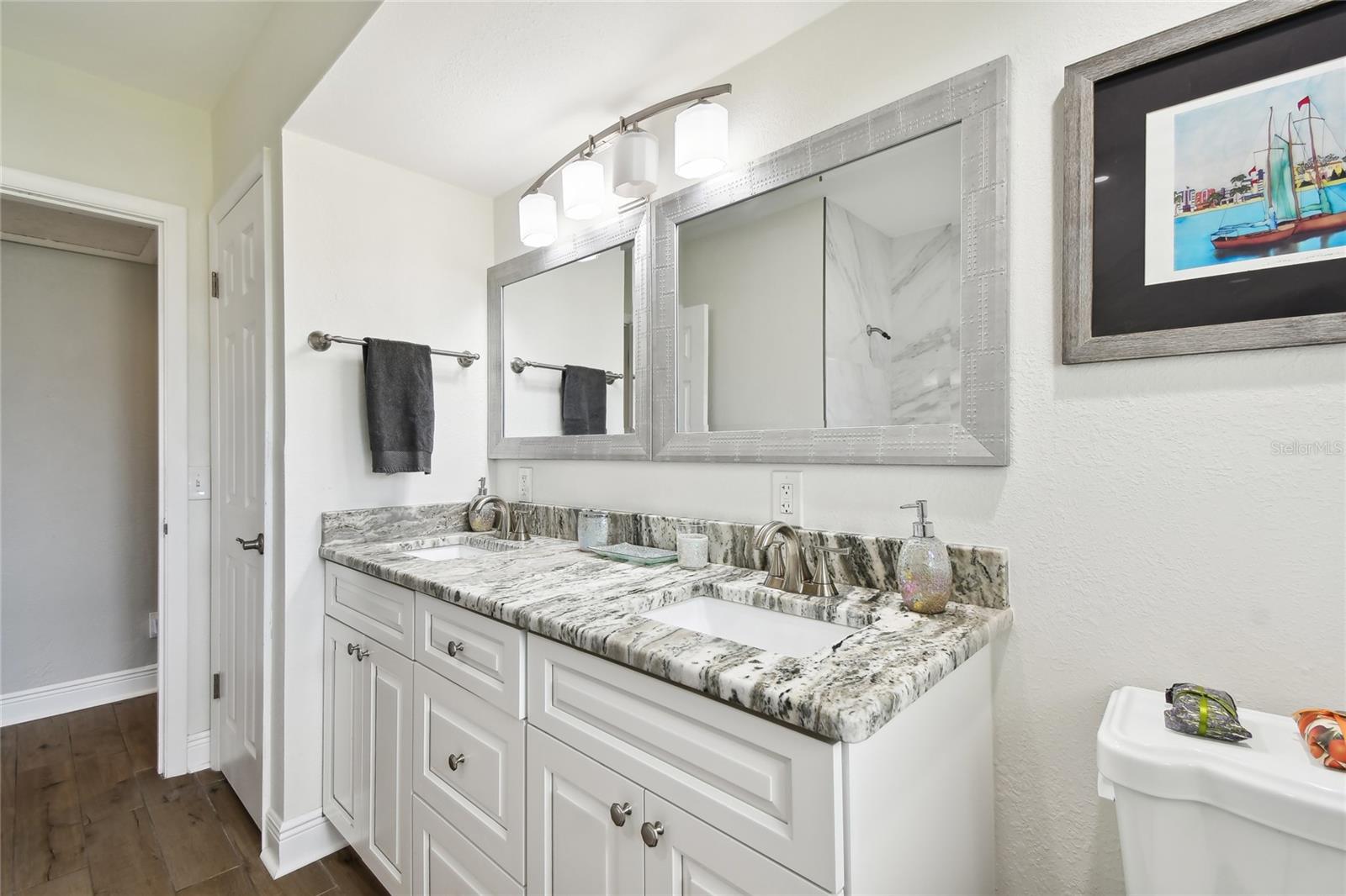 2200 W BAY ISLE DR SE, SAINT PETERSBURG, FL, 33705