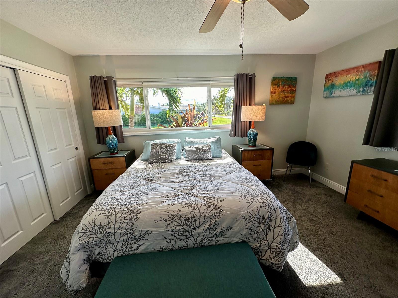 2200 W BAY ISLE DR SE, SAINT PETERSBURG, FL, 33705