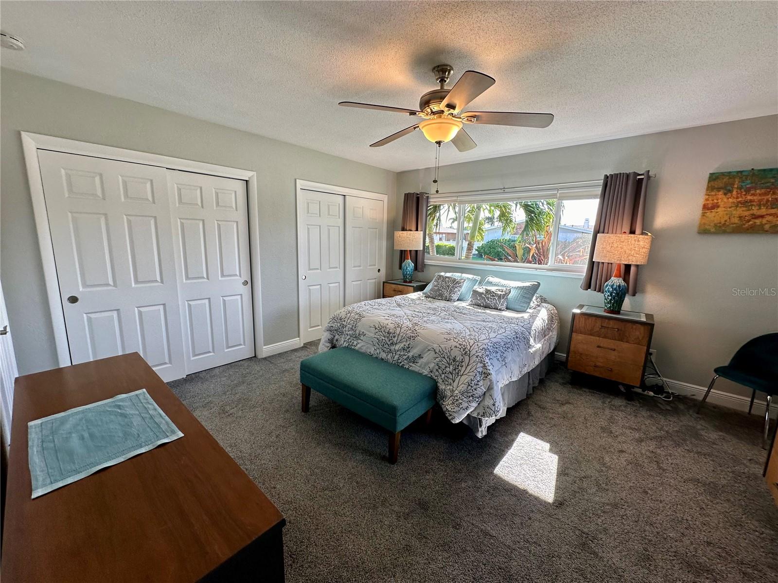 2200 W BAY ISLE DR SE, SAINT PETERSBURG, FL, 33705