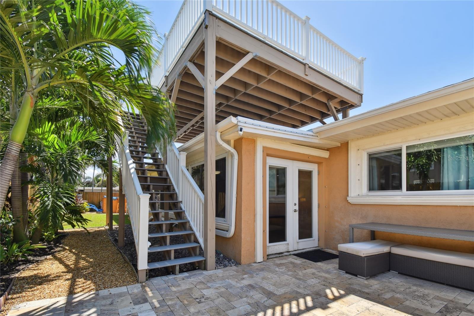 2200 W BAY ISLE DR SE, SAINT PETERSBURG, FL, 33705