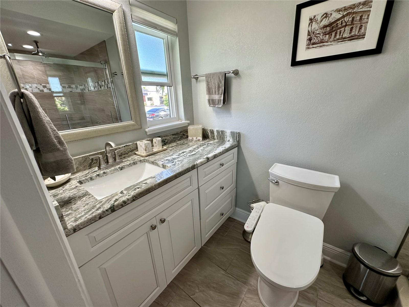 2200 W BAY ISLE DR SE, SAINT PETERSBURG, FL, 33705