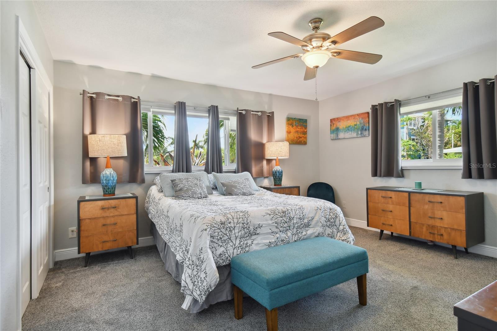 2200 W BAY ISLE DR SE, SAINT PETERSBURG, FL, 33705