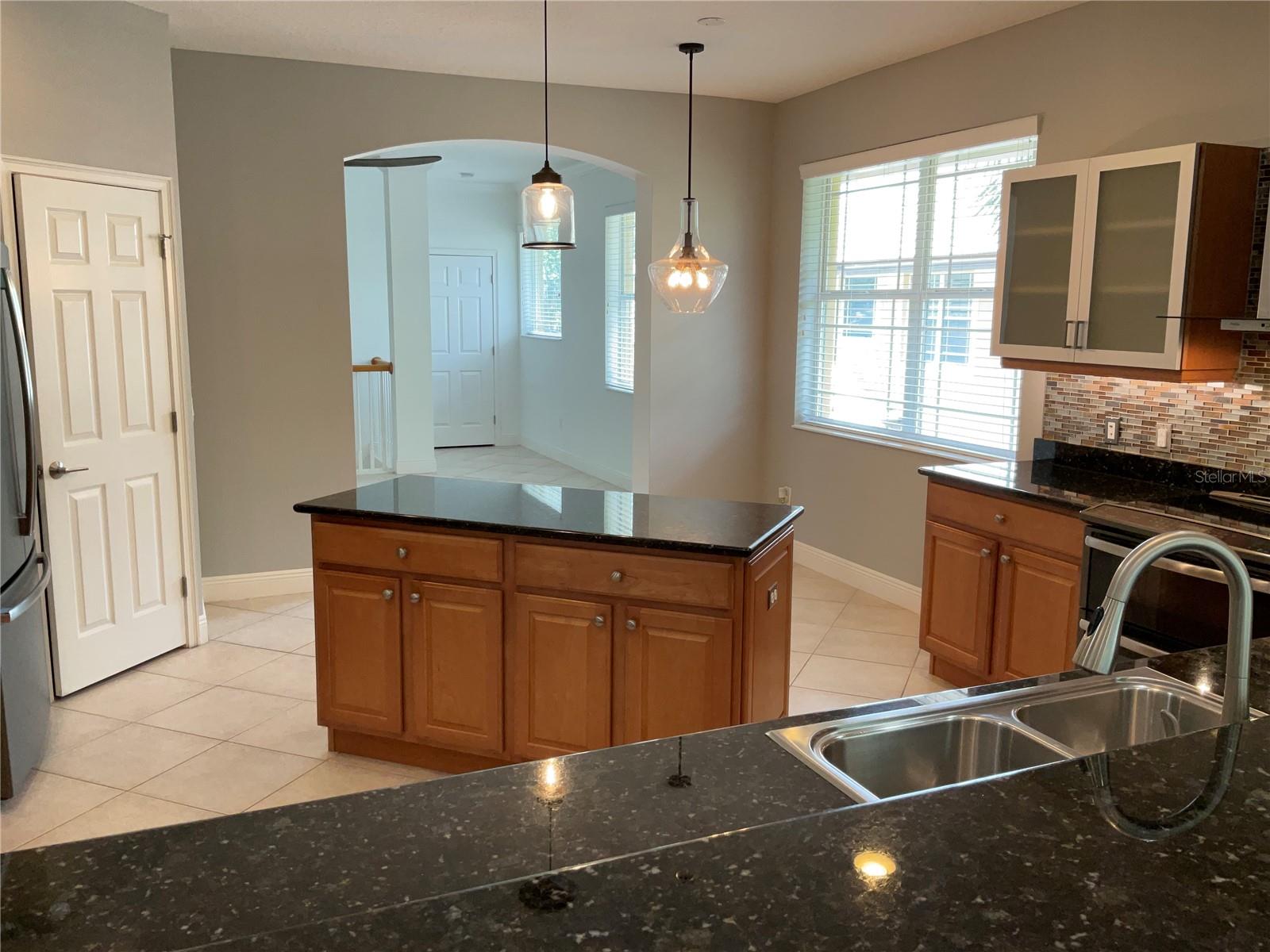 6414 MOORINGS POINT CIR #201, LAKEWOOD RANCH, FL, 34202