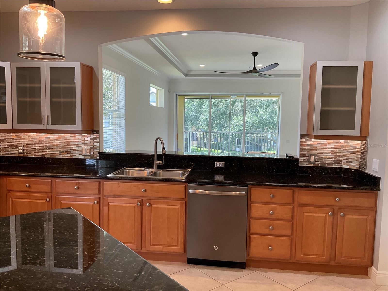 6414 MOORINGS POINT CIR #201, LAKEWOOD RANCH, FL, 34202