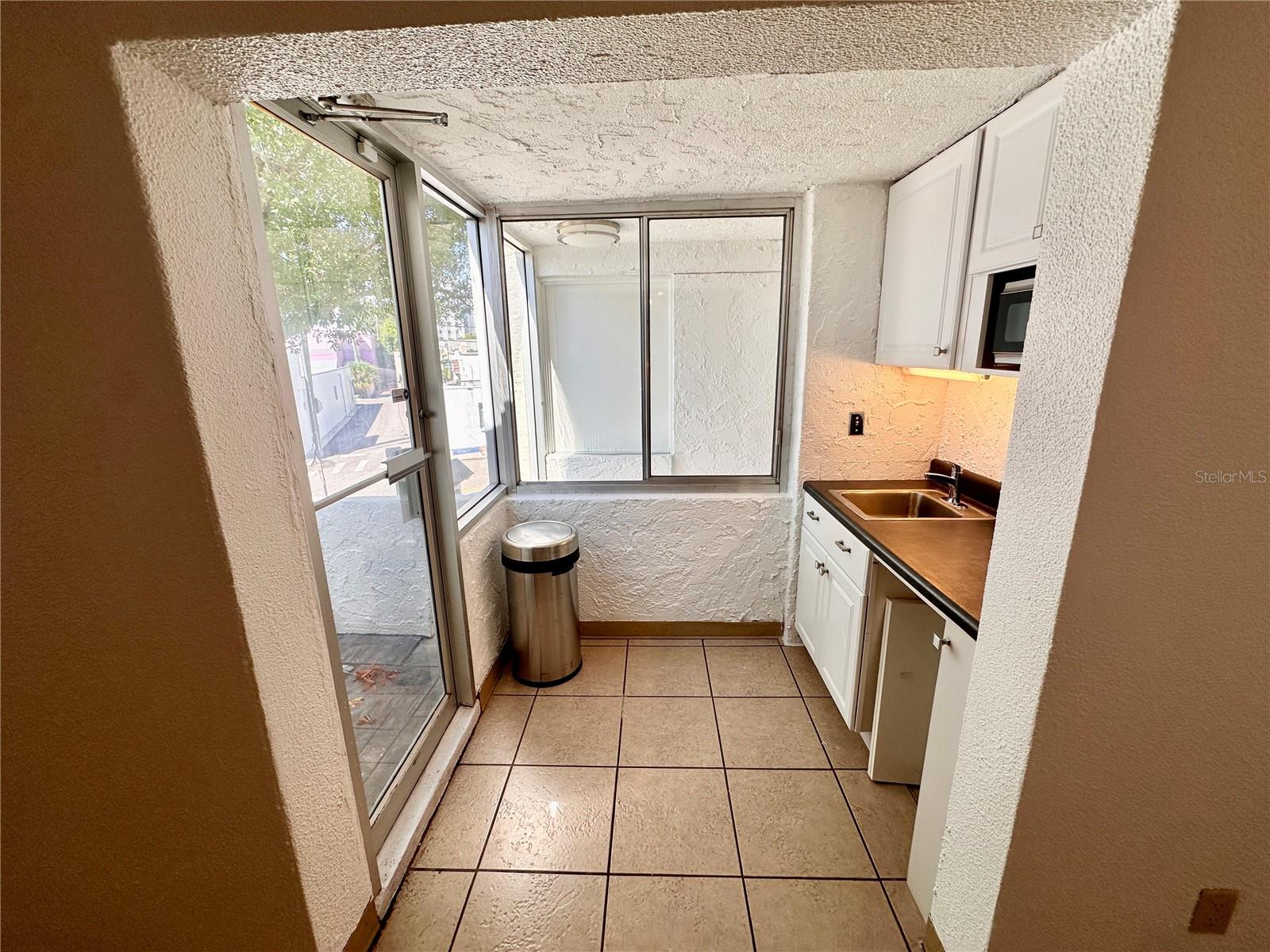 1501 LAUREL ST #201, SARASOTA, FL, 34236