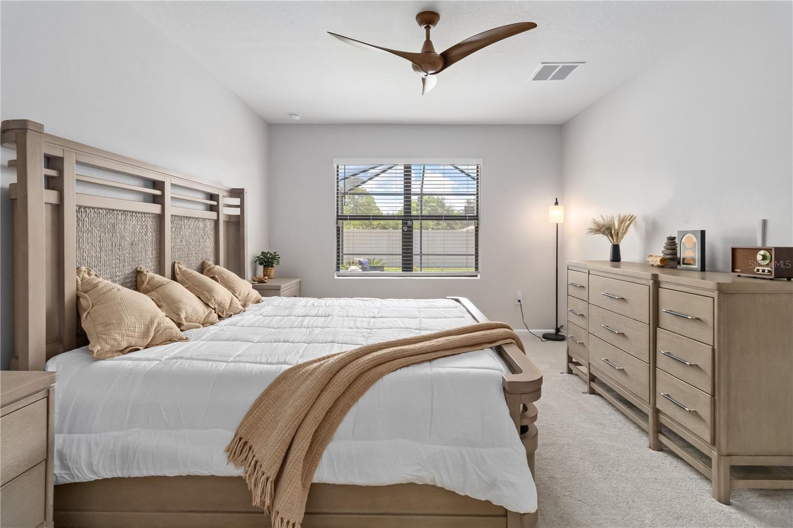 730 OLD COUNTRY RD SE, PALM BAY, FL, 32909