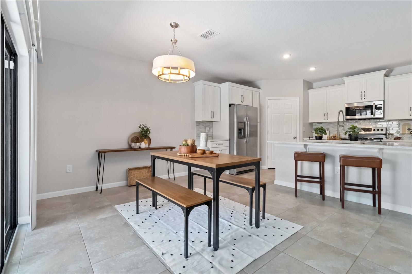 730 OLD COUNTRY RD SE, PALM BAY, FL, 32909