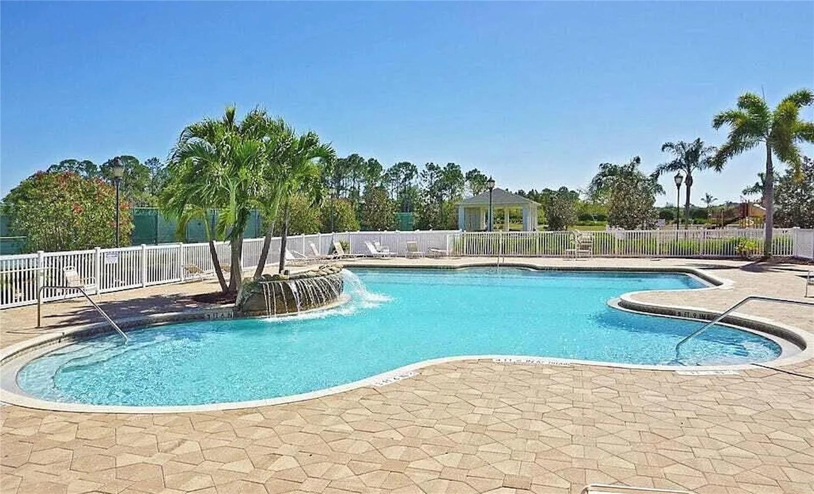 730 OLD COUNTRY RD SE, PALM BAY, FL, 32909