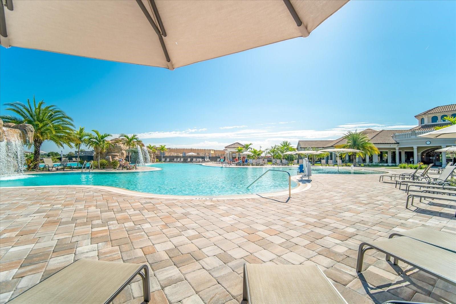 17520 GAWTHROP DR #207, BRADENTON, FL, 34211