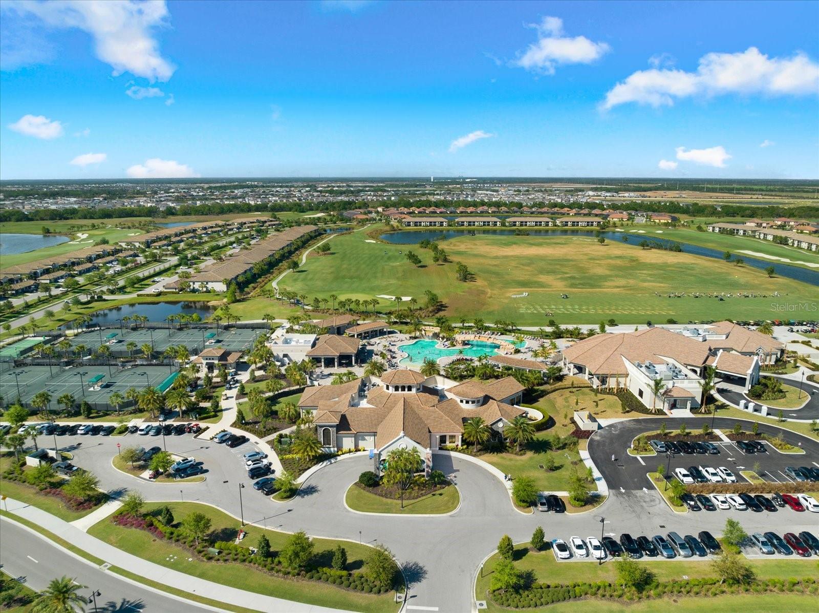 17520 GAWTHROP DR #207, BRADENTON, FL, 34211