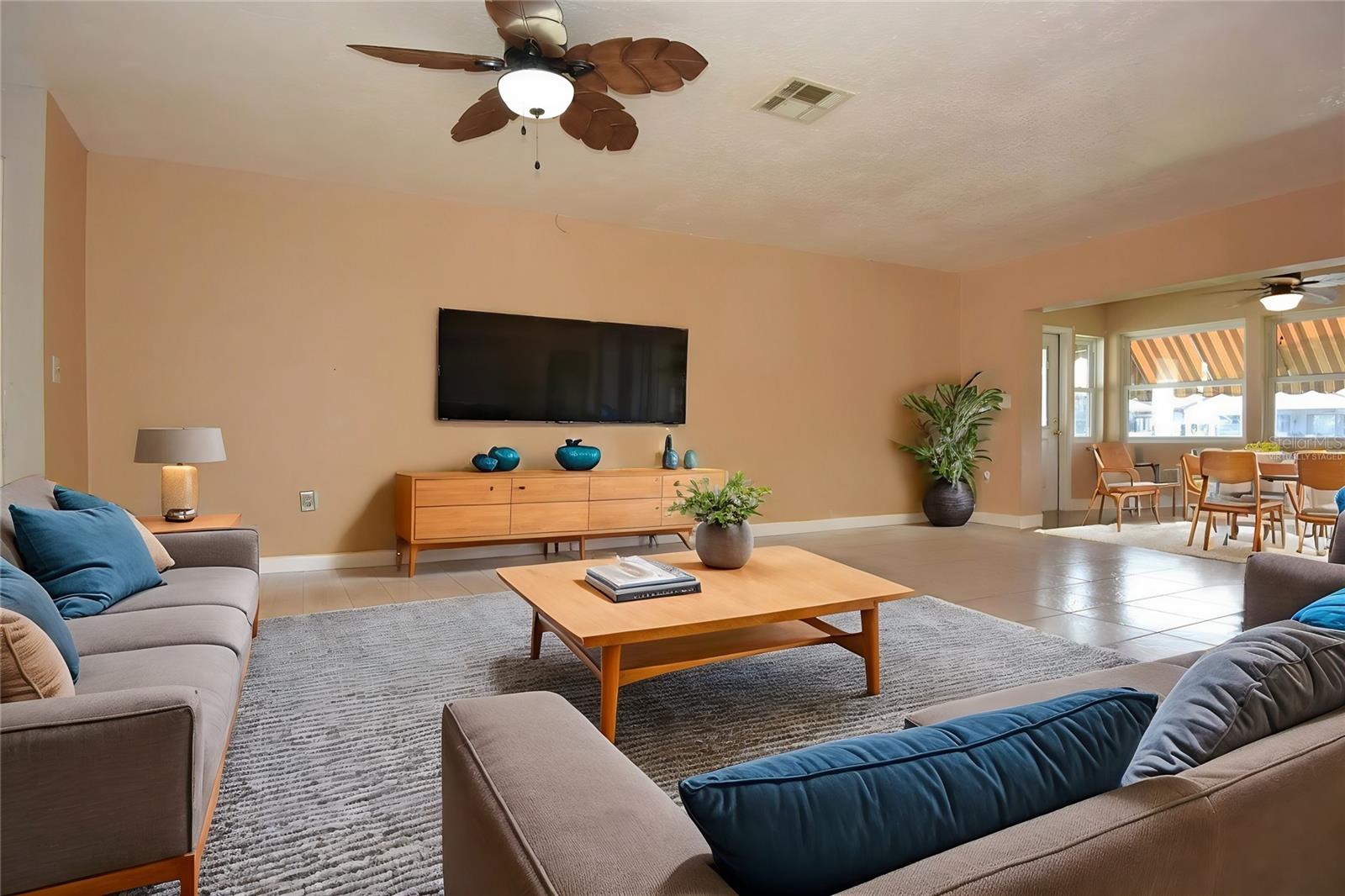 4464 MARINE PKWY, NEW PORT RICHEY, FL, 34652