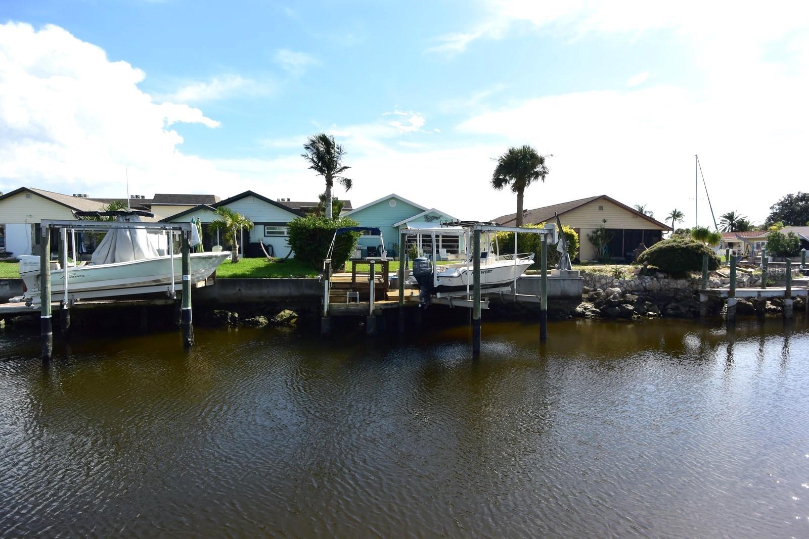4464 MARINE PKWY, NEW PORT RICHEY, FL, 34652