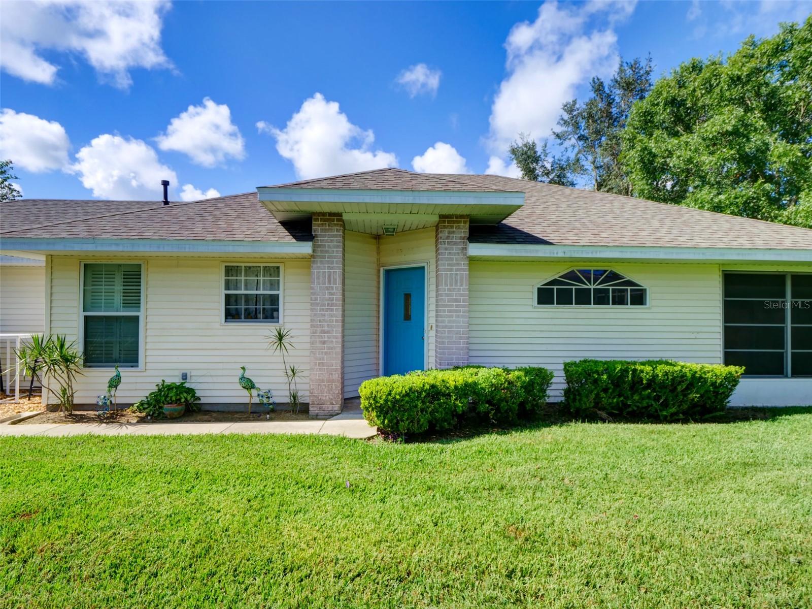 21945 KING HENRY AVE, LEESBURG, FL, 34748