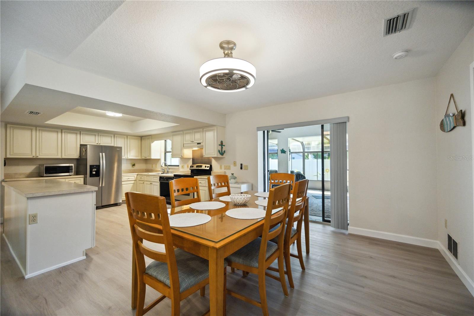 9273 CARNATION AVE, ENGLEWOOD, FL, 34224