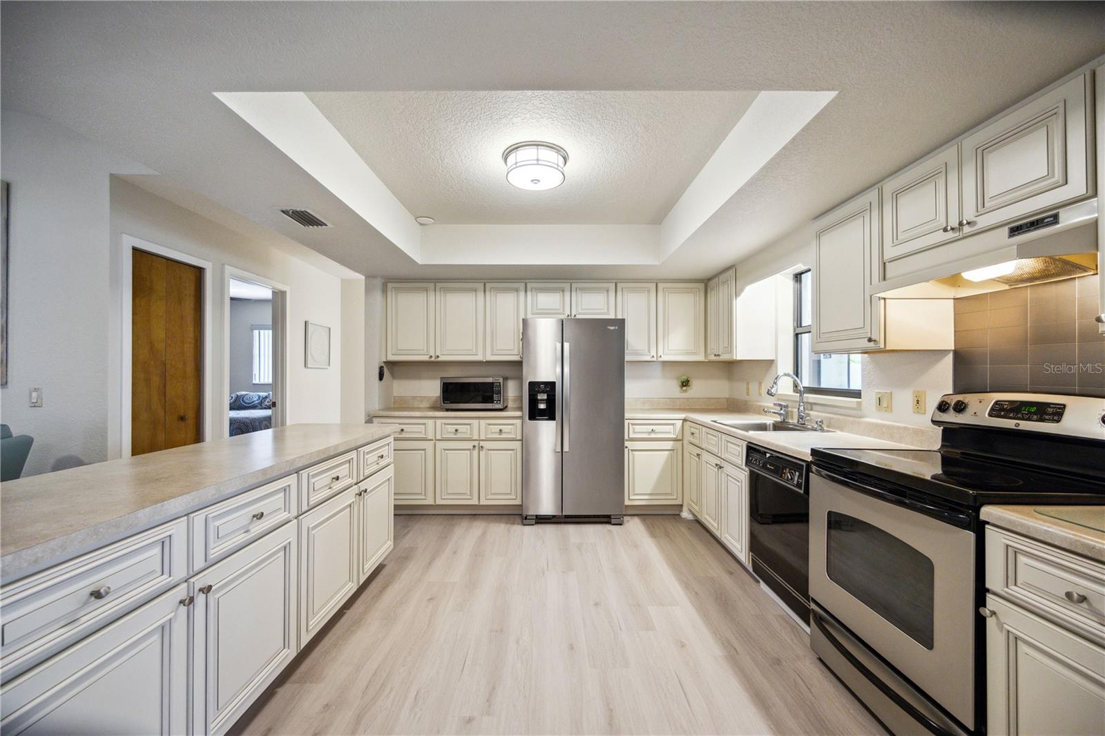 9273 CARNATION AVE, ENGLEWOOD, FL, 34224