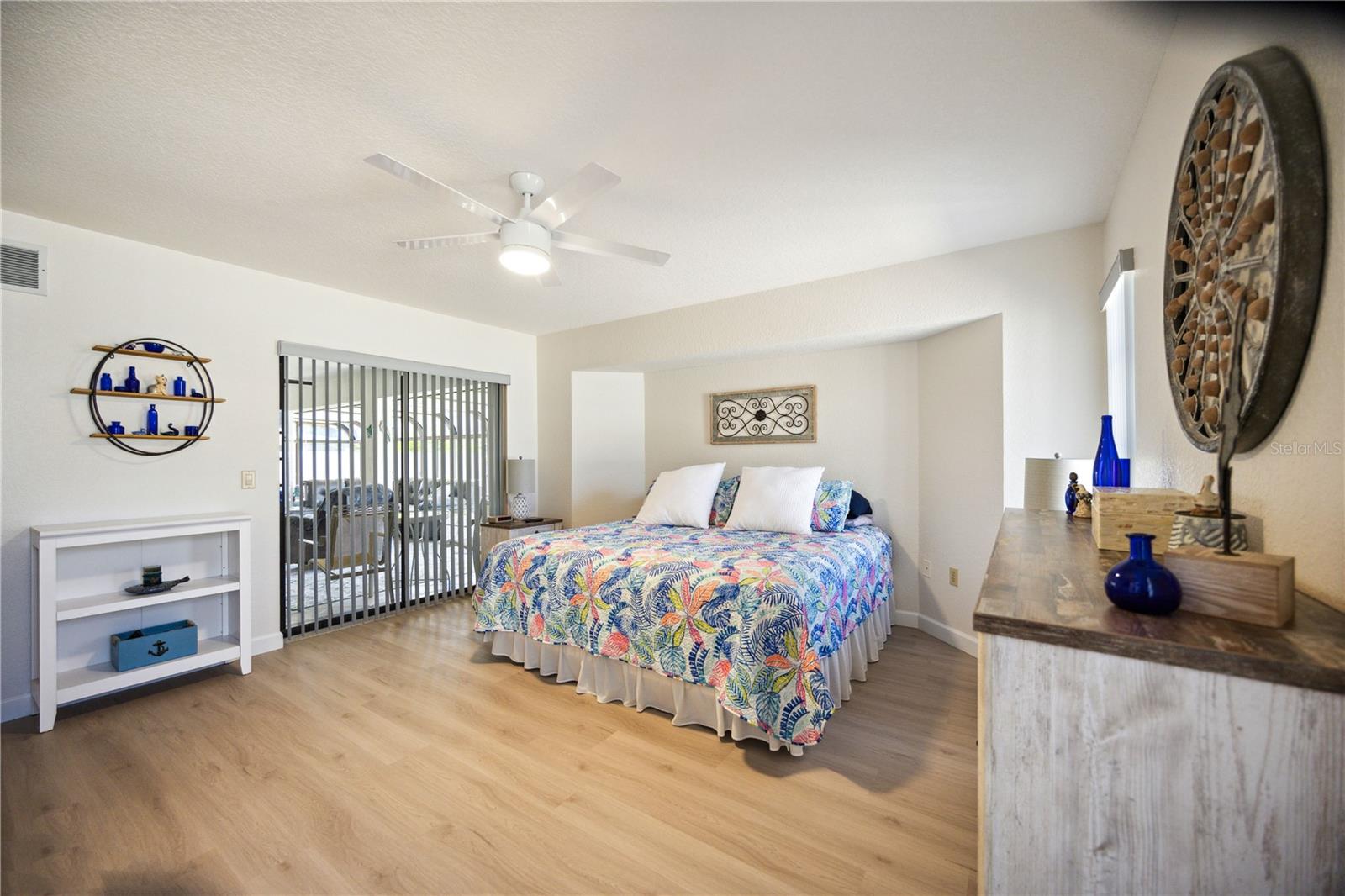9273 CARNATION AVE, ENGLEWOOD, FL, 34224