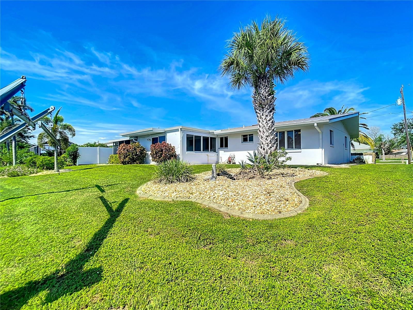 193 CARLISLE AVE NW, PORT CHARLOTTE, FL, 33952
