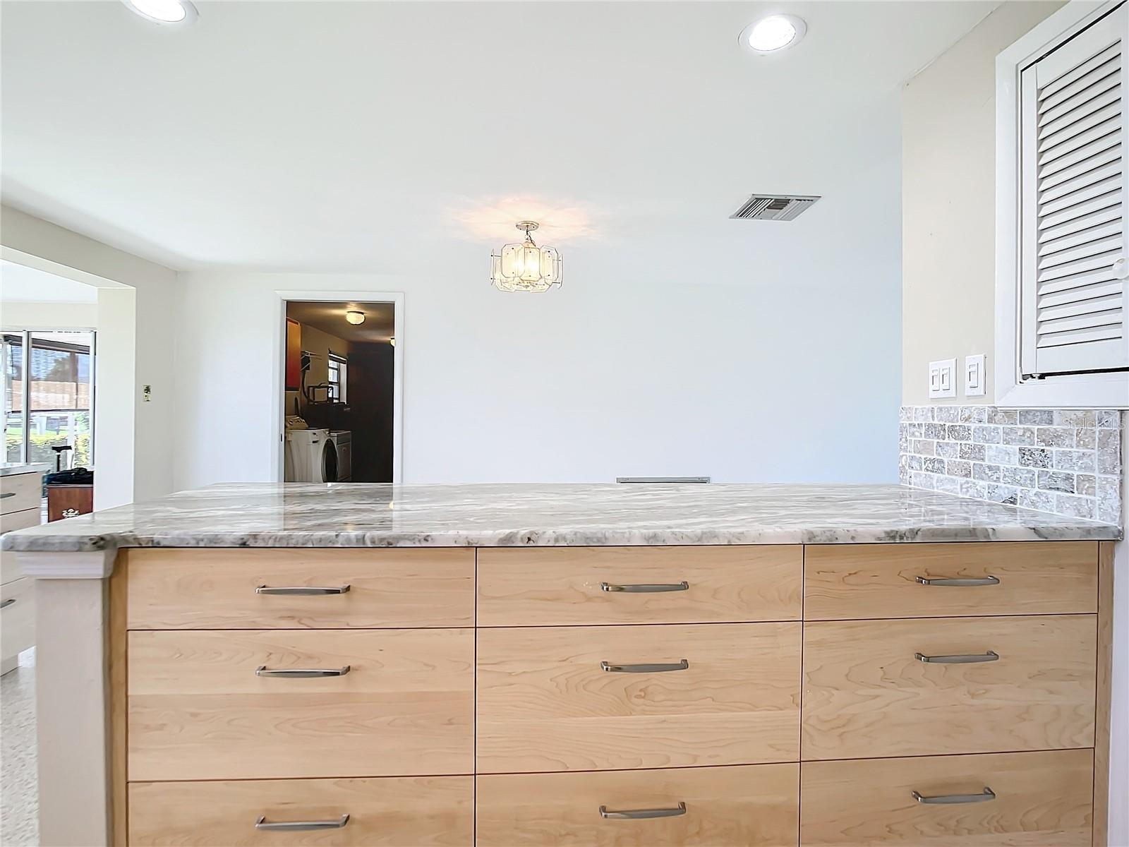193 CARLISLE AVE NW, PORT CHARLOTTE, FL, 33952