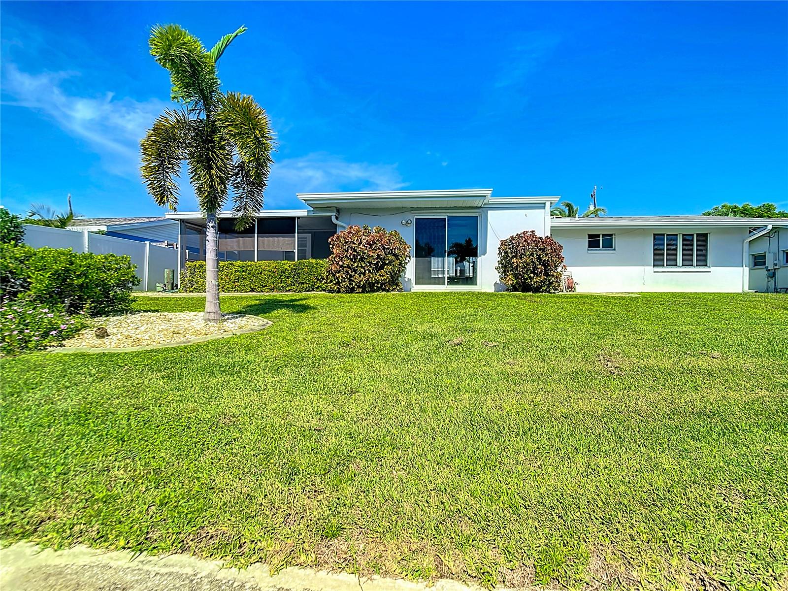 193 CARLISLE AVE NW, PORT CHARLOTTE, FL, 33952