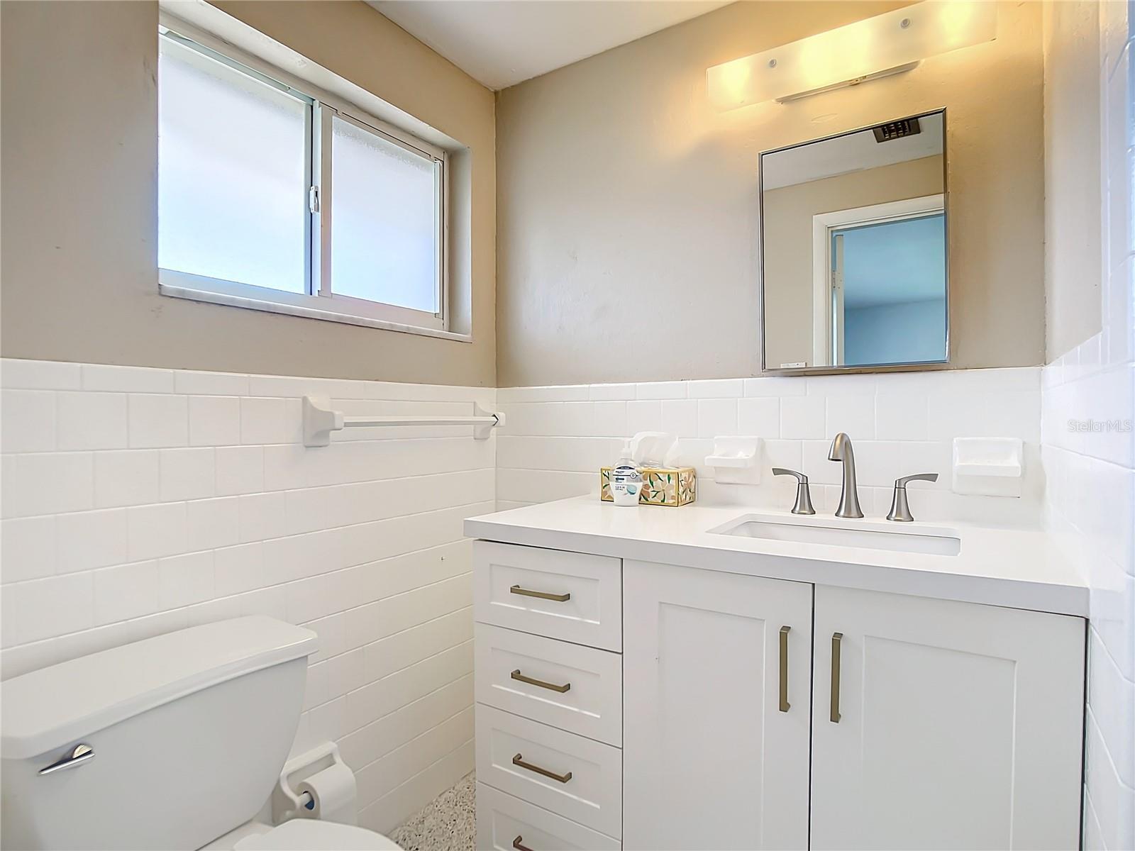 193 CARLISLE AVE NW, PORT CHARLOTTE, FL, 33952