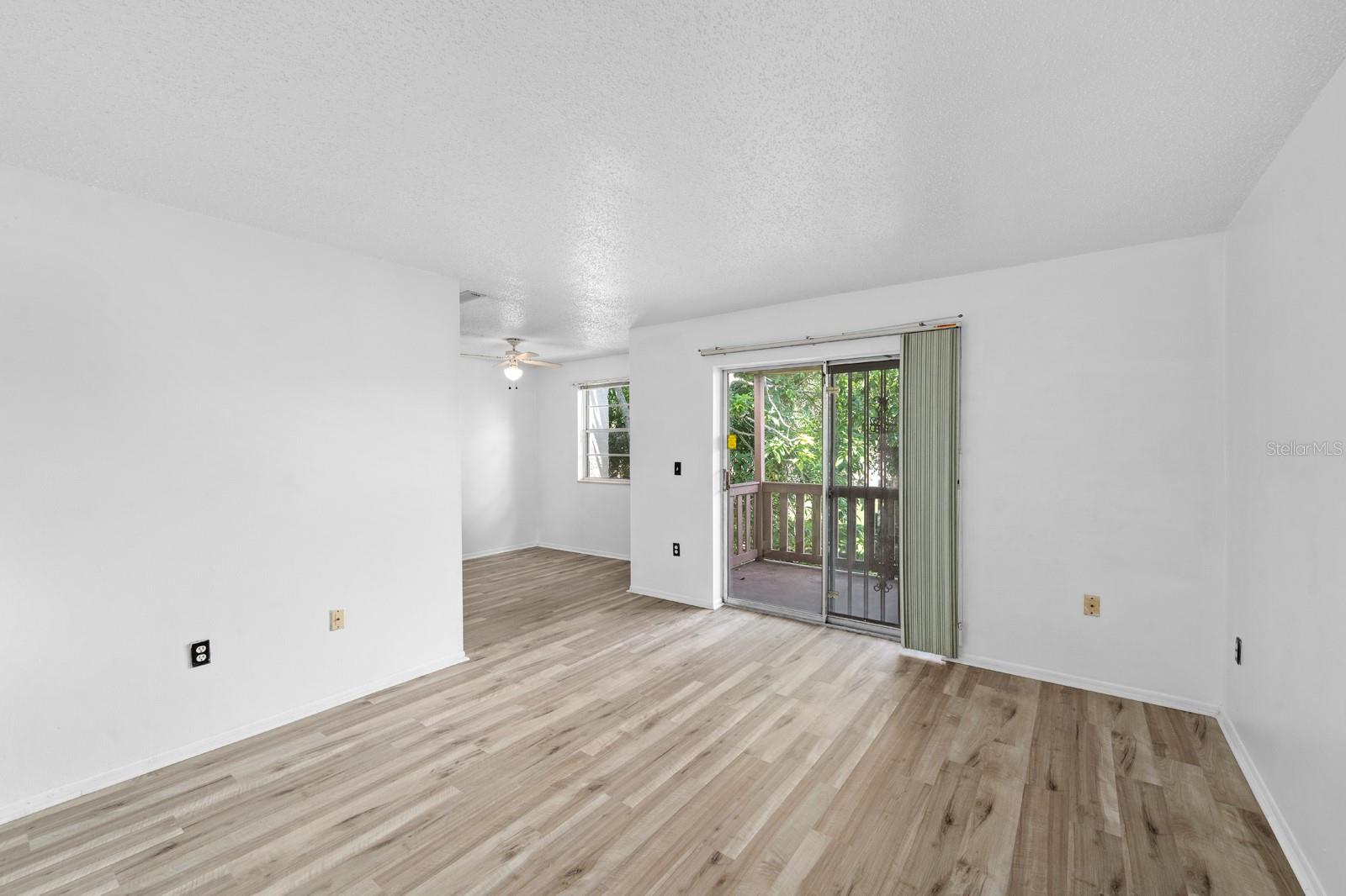 9009 WESTCHESTER CIR #B-18, TAMPA, FL, 33604