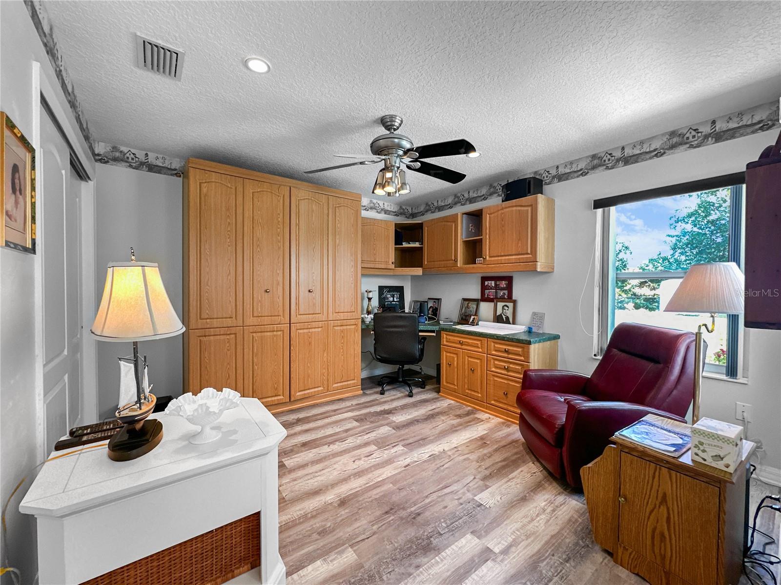 143 BARRINGTON DR, PALM COAST, FL, 32137