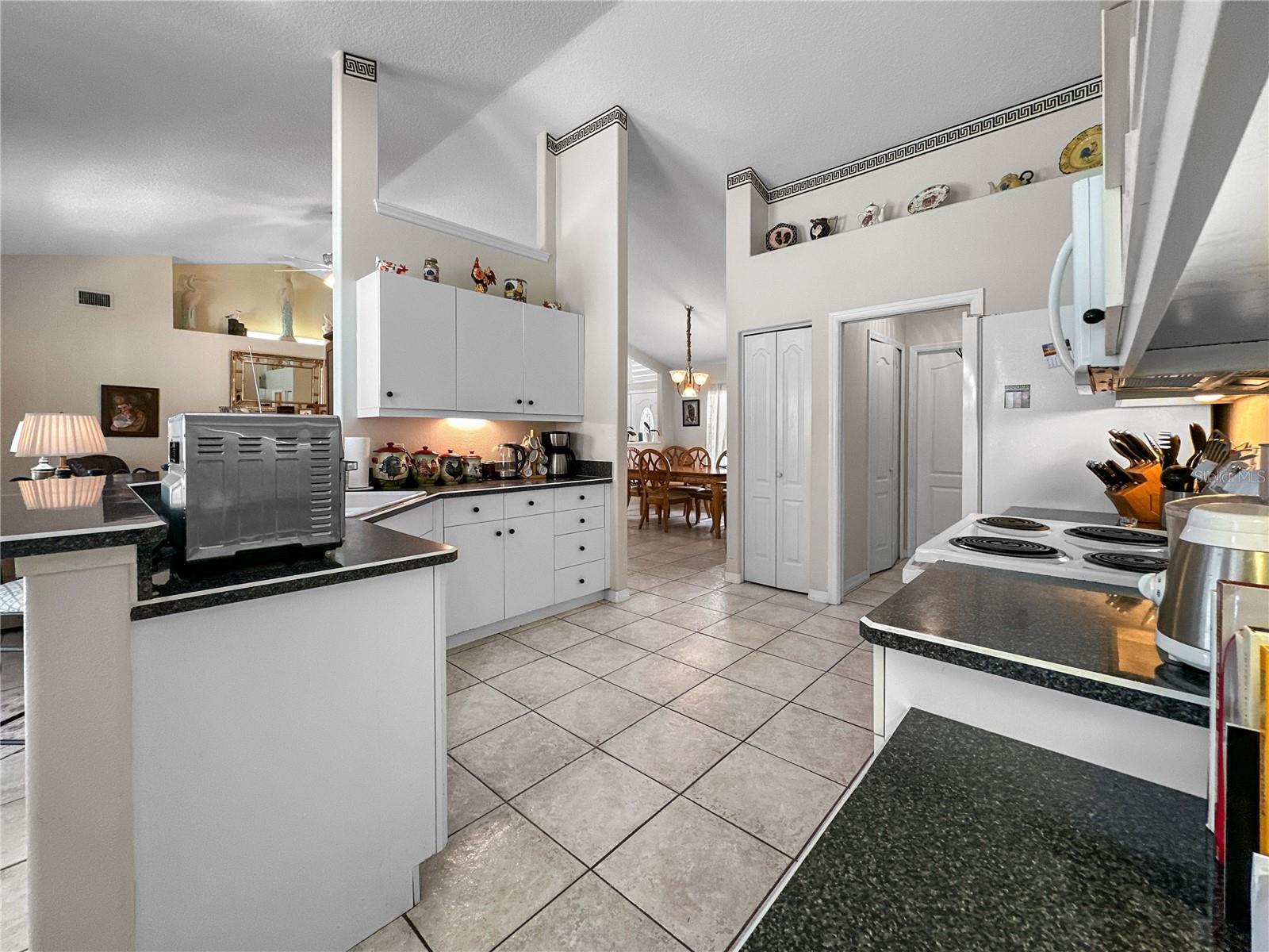143 BARRINGTON DR, PALM COAST, FL, 32137