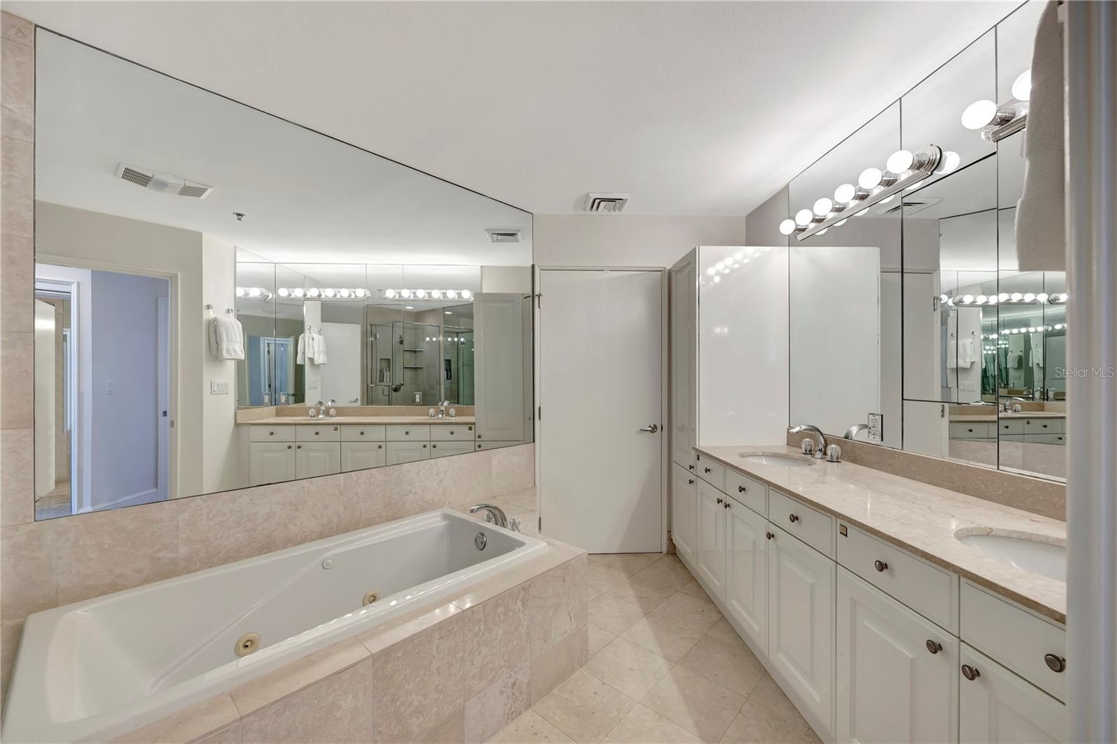 3080 GRAND BAY BLVD #532, LONGBOAT KEY, FL, 34228